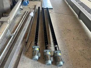 011 Square-Bar Screw Chip Conveyor